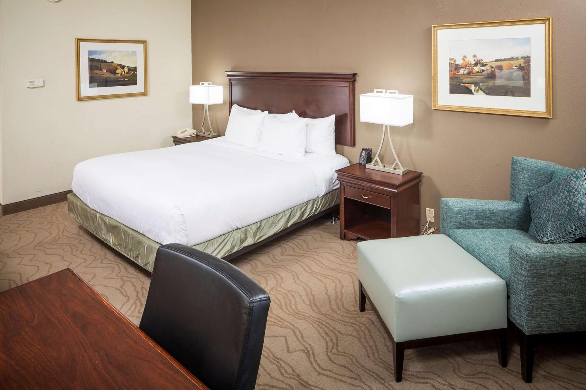 Отель Doubletree By Hilton Boston-Милфорд Экстерьер фото