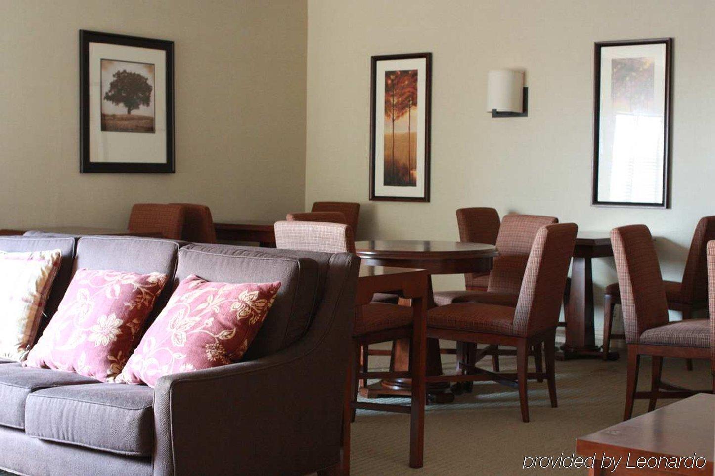 Отель Doubletree By Hilton Boston-Милфорд Интерьер фото